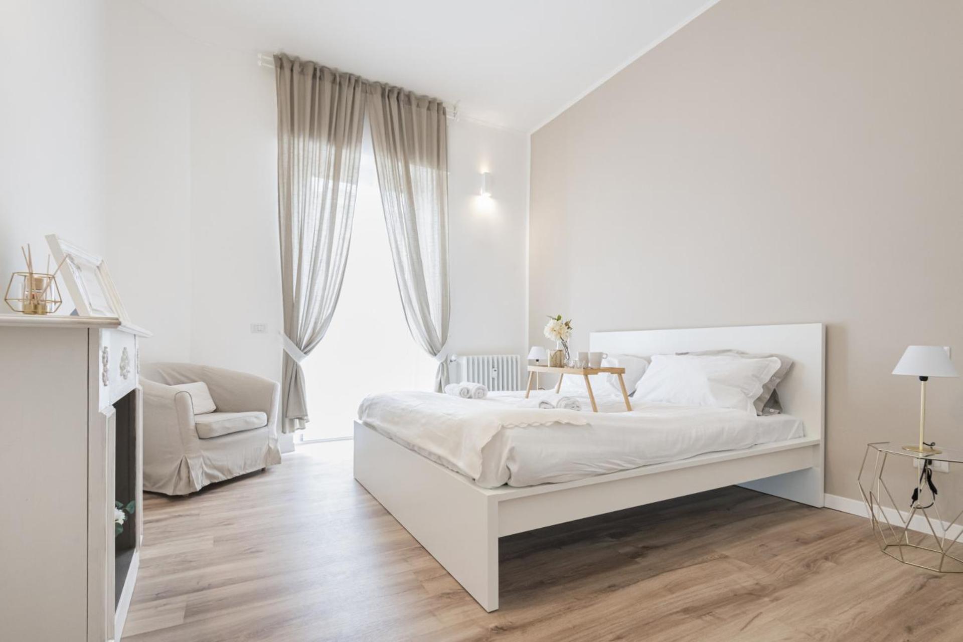Easylife - Golden Suite Milánó Kültér fotó