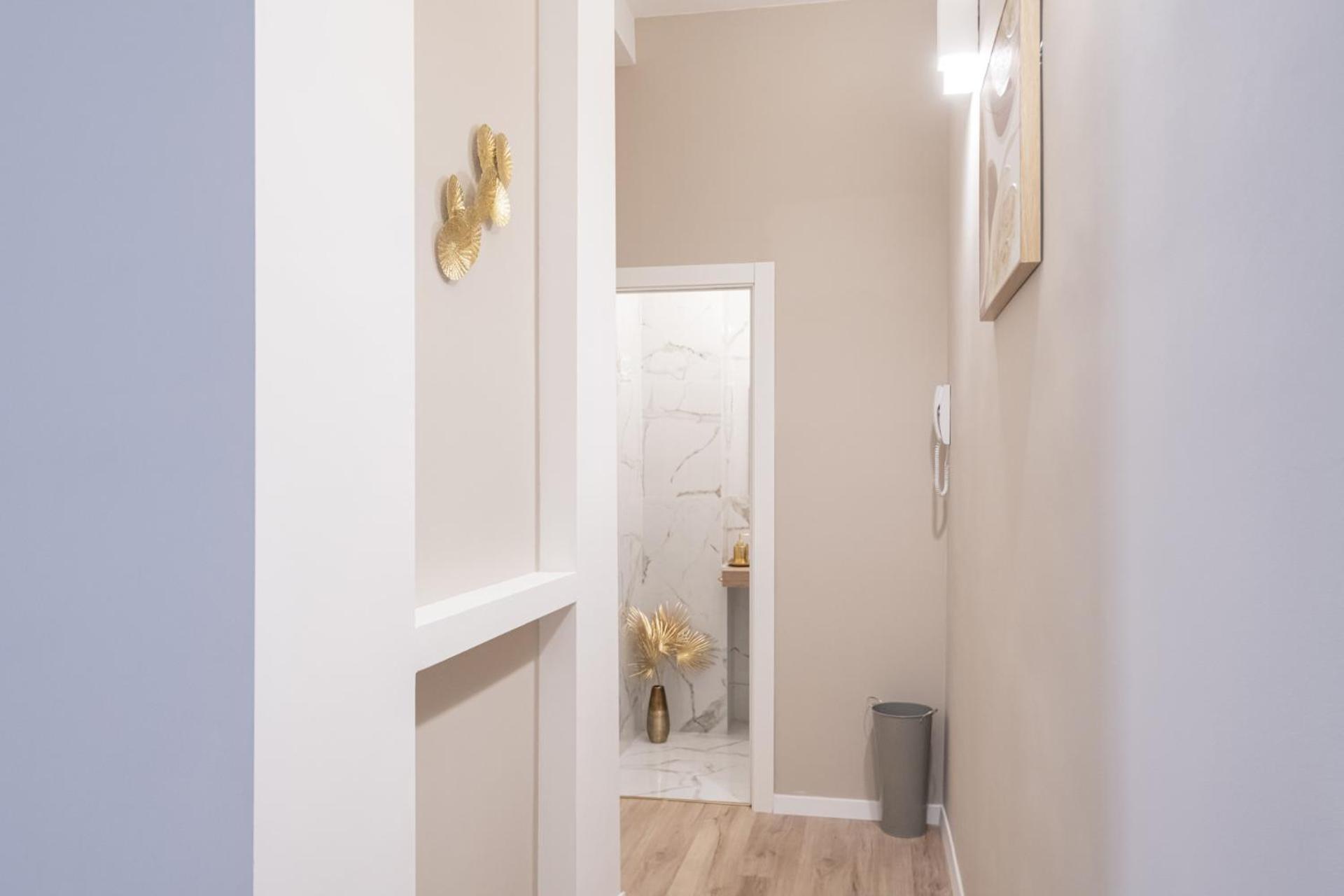 Easylife - Golden Suite Milánó Kültér fotó